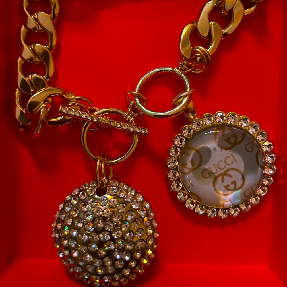 Gold Circle Diamond Bracelet